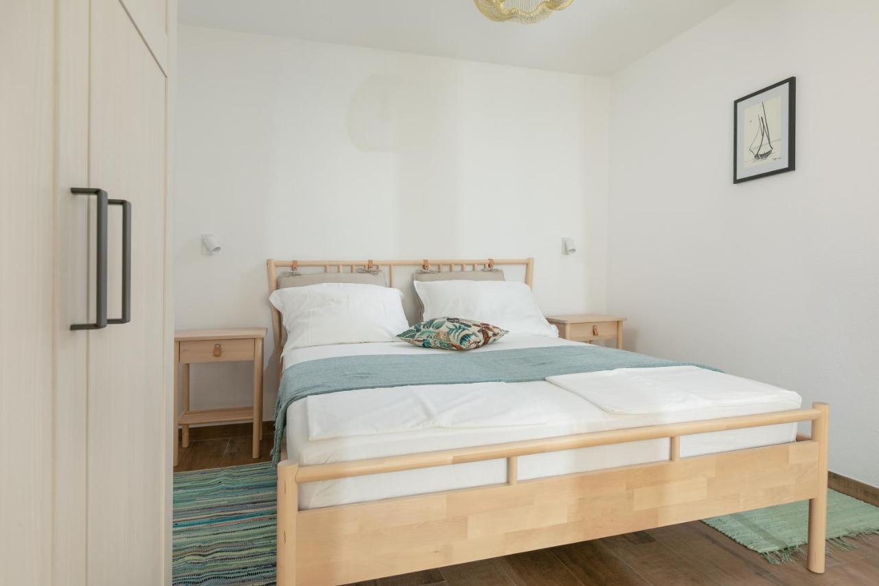 Apartamento La Casa Di Nonno Milna  Exterior foto