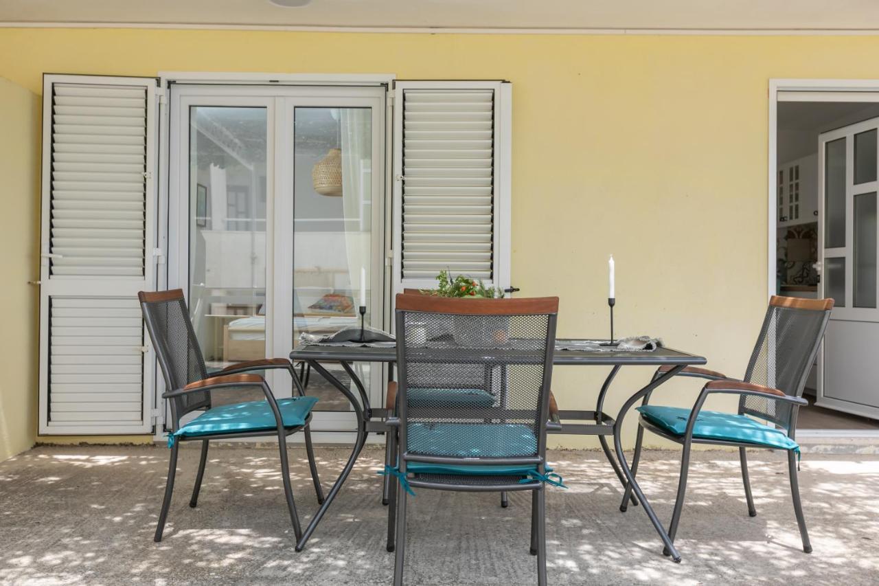 Apartamento La Casa Di Nonno Milna  Exterior foto